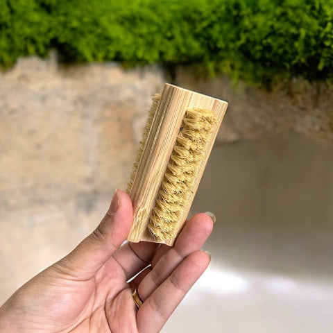 Bamboo Vegan Nail Brush - Bamboo Switch