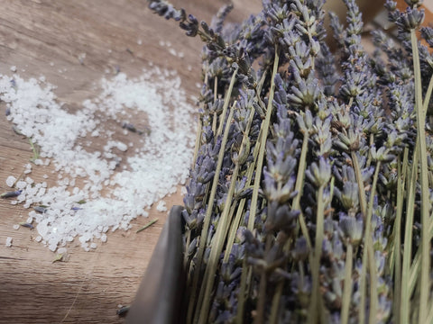 Lavender Bud Bath Salt - Lavender Vibes LLC