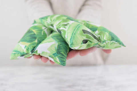 Heating Pad Neck Wrap, Hot + Cold Flaxseed, Green Foliage - Wild Clementine Co.