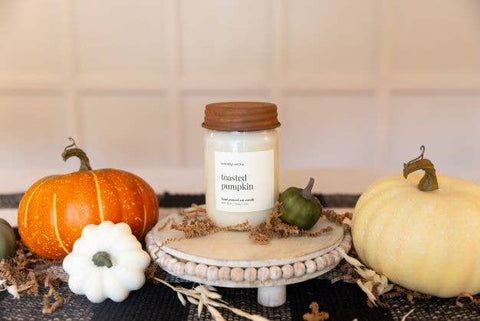 Farm Fresh Apples, 8 oz Soy Wax Candle, Cotton Wick - Woodsy Wicks