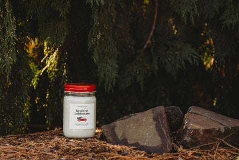 Farmhouse Christmas Candle, 8 oz, 100% Soy Wax, Wood Wick - Woodsy Wicks