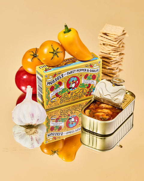 Mussels with Sweet Pepper & Garlic, 4.2 oz tin - Fishwife