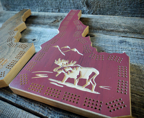 Cribbage Board: Idaho Shape with Moose - Knotty Pine Woodworks