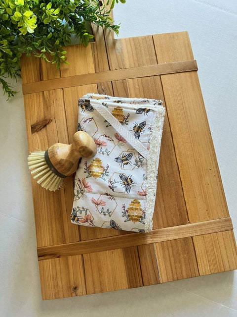 Embroidered Bee Drying Mat - Lavishly Vintage