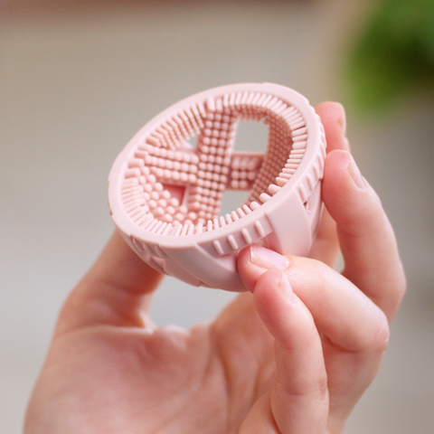 Brush - The Original Egg Brush™ Size S: Small - Medium - GoodEgg
