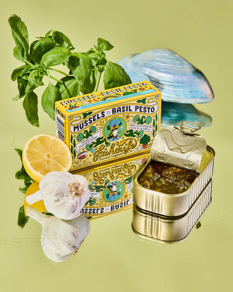 Mussels in Basil Pesto, 4.2 oz tin - Fishwife
