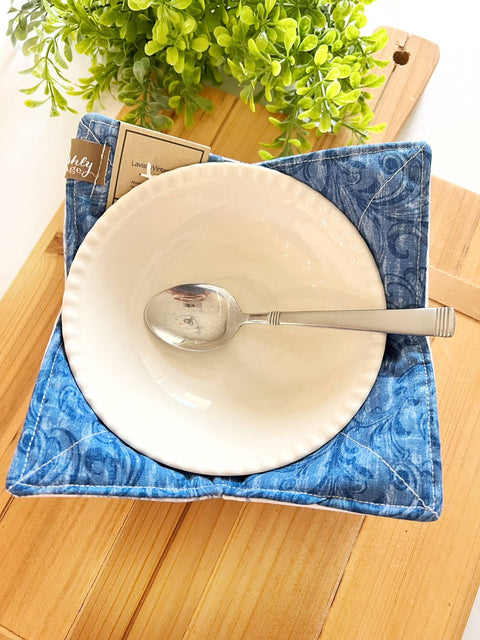 Blue Toile Chickens Bowl Cozy - Lavishly Vintage