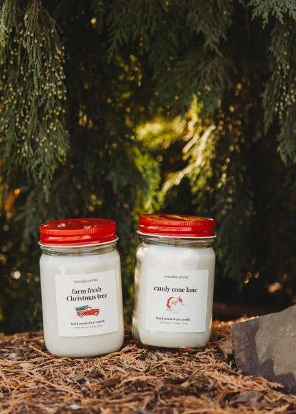 Farmhouse Christmas Candle, 8 oz, 100% Soy Wax, Wood Wick - Woodsy Wicks