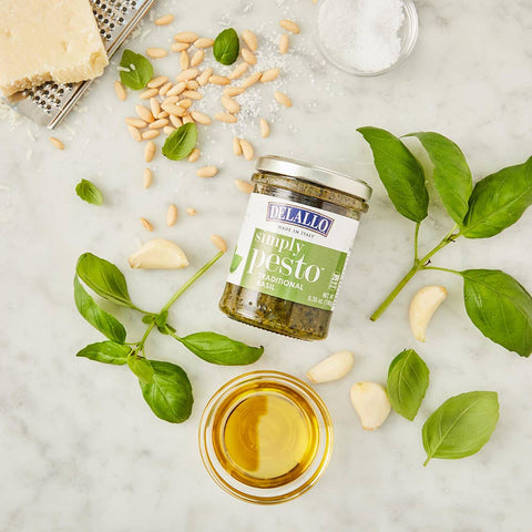 Traditional Basil Pesto Sauce in Olive Oil, 6.35oz - Delallo