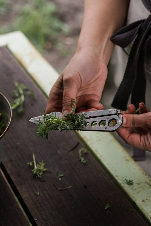 Herb Harvest + Strip Tool: Tumbled Black - Barebones
