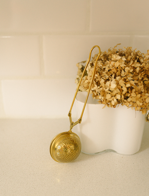 Stainless Steel Tea Strainer | Infuser - Bamboo Switch