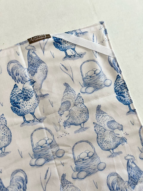 Blue Chicken Dish Drying Mat - Lavishly Vintage
