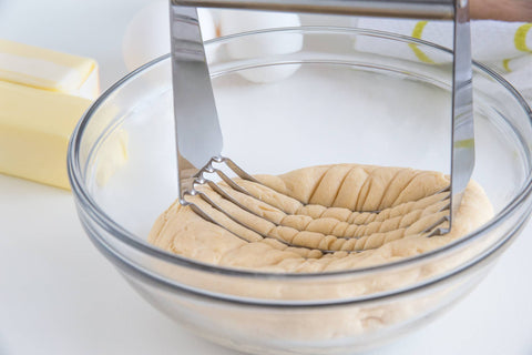 Dough Blender, Stainless Steel, 4.75"x4"x1.75" - Fox Run Brands