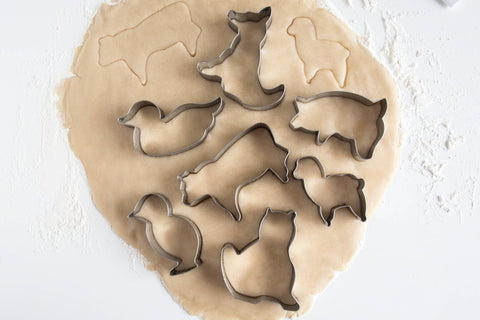 Farm Animal Cookie Cutters, Set of 7, 3.5" x 3.5" - Fox Run Brands