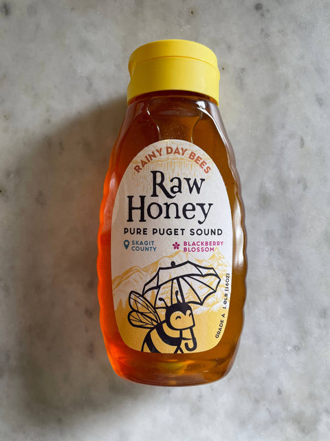 Raw Honey, 1 lb Squeeze Bottle, Skagit County Blackberry Blossom - Rainy Day Bees