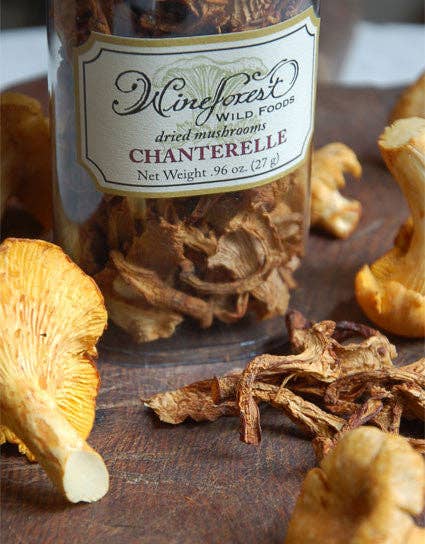 Dried Chanterelle Mushrooms: 1.92 oz/54 g tube - Wine Forest Ltd.