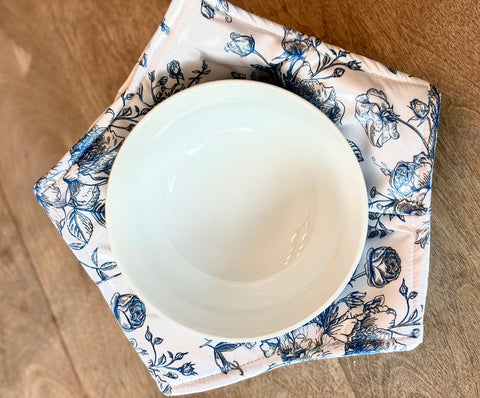 Blue Transferware Flowers Bowl Cozy, 9"x3.5", 2-Sided - Kit Carson Accessories