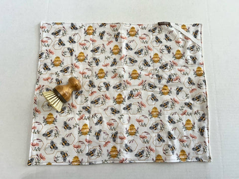 Embroidered Bee Drying Mat - Lavishly Vintage