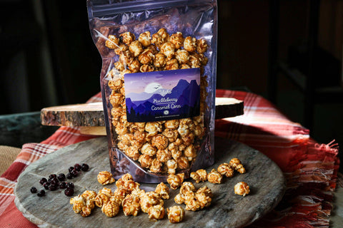 Huckleberry Caramel Corn, 4 oz - Weiser Classic Candy