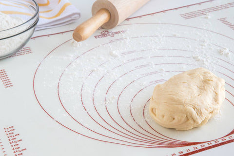 Silicone Baking Mat with Measurements, 23.25"x15.25" - Fox Run Brands