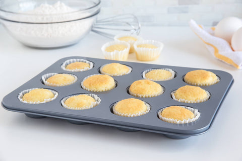 Mini Muffin Pan, 12 Cup, 7.25"x9.5" - Fox Run Brands