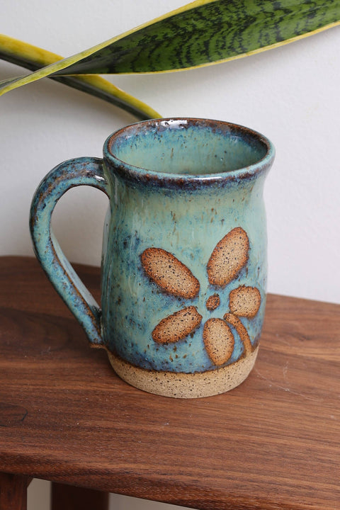 Artisan Nature Mugs, 14 oz - Teal with Daisy - Sawdust and Clay