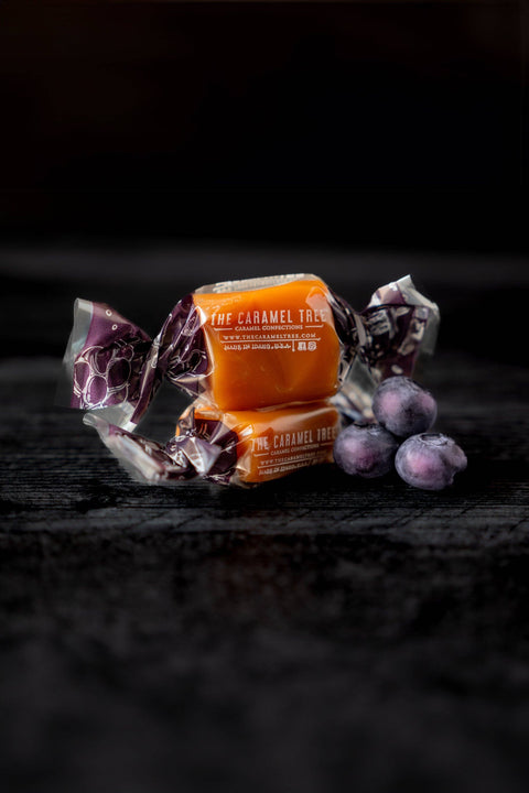 Huckleberry Caramel Pouch, 8oz - The Caramel Tree