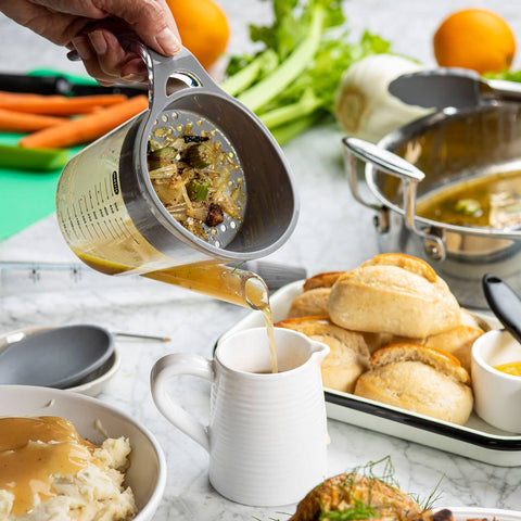 Gravy/ Fat Separator, 16 oz Polystyrene - TableCraft