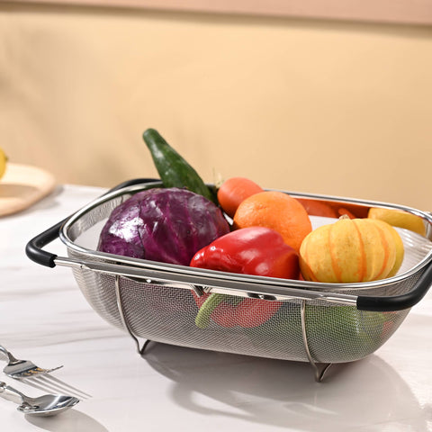 Large Stainless Steel Colander, Extendable Handles, 9.45"x13.86" - Fox Run Brands