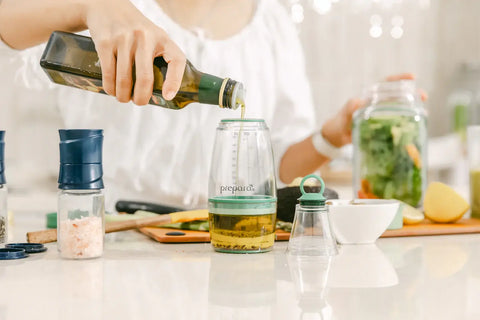 Salad Dressing Shaker - Prepara
