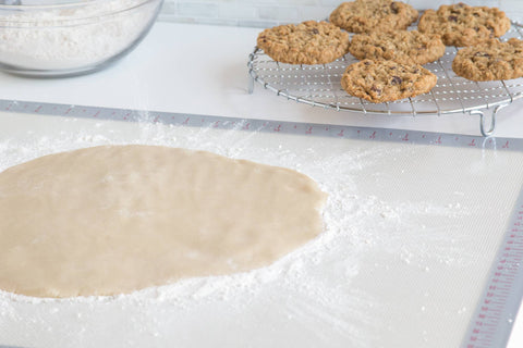 Non-Stick Baking Mat, Silicone, 16.5" x 24.5" - Fox Run Brands