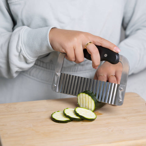 Stainless Steel Crinkle Cutter, 4.75 x 7 x 0.75 in - Fox Run Brands
