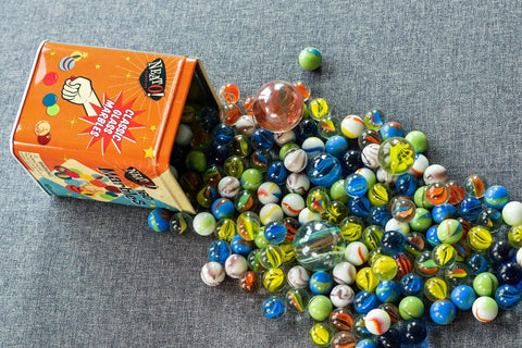 Neato! 160 Marbles In A Tin Box - Toysmith