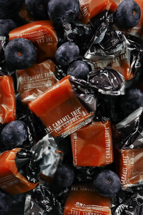 Huckleberry Caramel Pouch, 8oz - The Caramel Tree